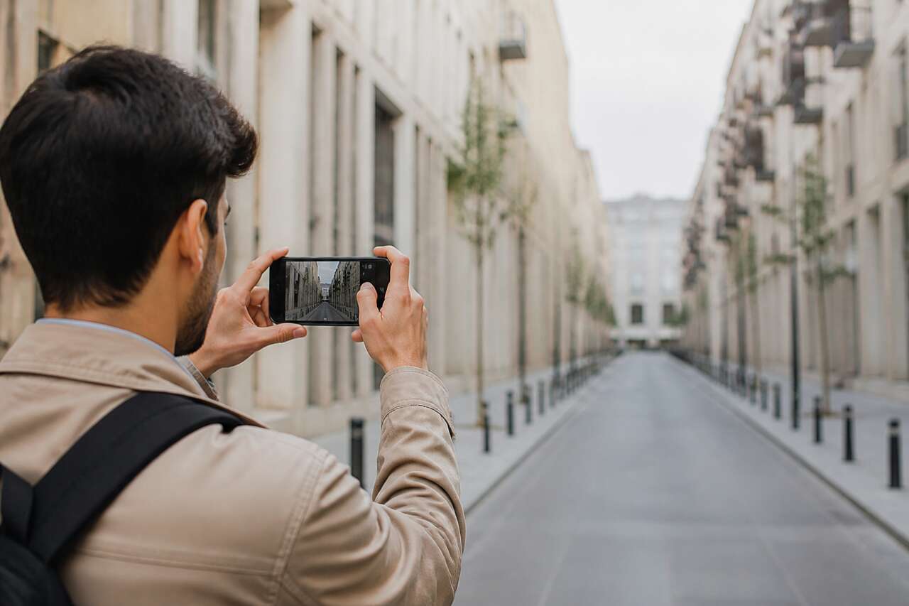 Composer comme un photographe: cadrage, lignes et profondeur